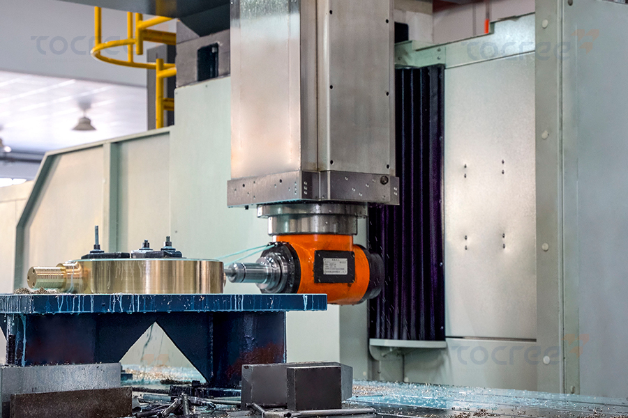 Zakřivený jezdec ze slitiny mědi: Materiály, designové tipy a zakázková výroba